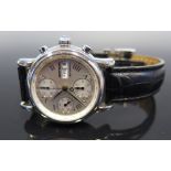 A Montblanc Meisterstück 4810 Gent's Automatic Chronograph Wristwatch with original strap _running