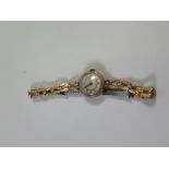 9ct GOLD LADY'S WRISTWATCH _ NOT RUNNING