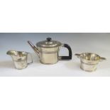 A George VI Silver Three Part Tea Set, Chester 1937, S. Blankensee & Sons Ltd., 653g