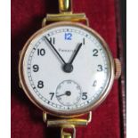 A Pinnacle 9ct Gold Lady's Wristwatch with bold bracelet, London 1939, running and boxed