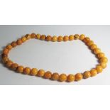 A Baltic Amber Bead Necklace 126.2g