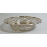 A George V Pierced Silver Dish, Chester 1914, 148g