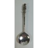 An Antique White Metal Apostle Top Spoon, 31.6g