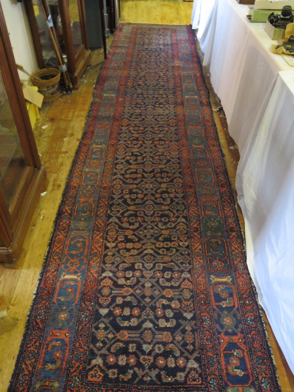 A Persian Wool Runner, 504 x 108cm - Bild 2 aus 2