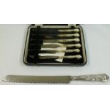 Six kings pattern silver handled tea knives, Sheffield 1965, 16.