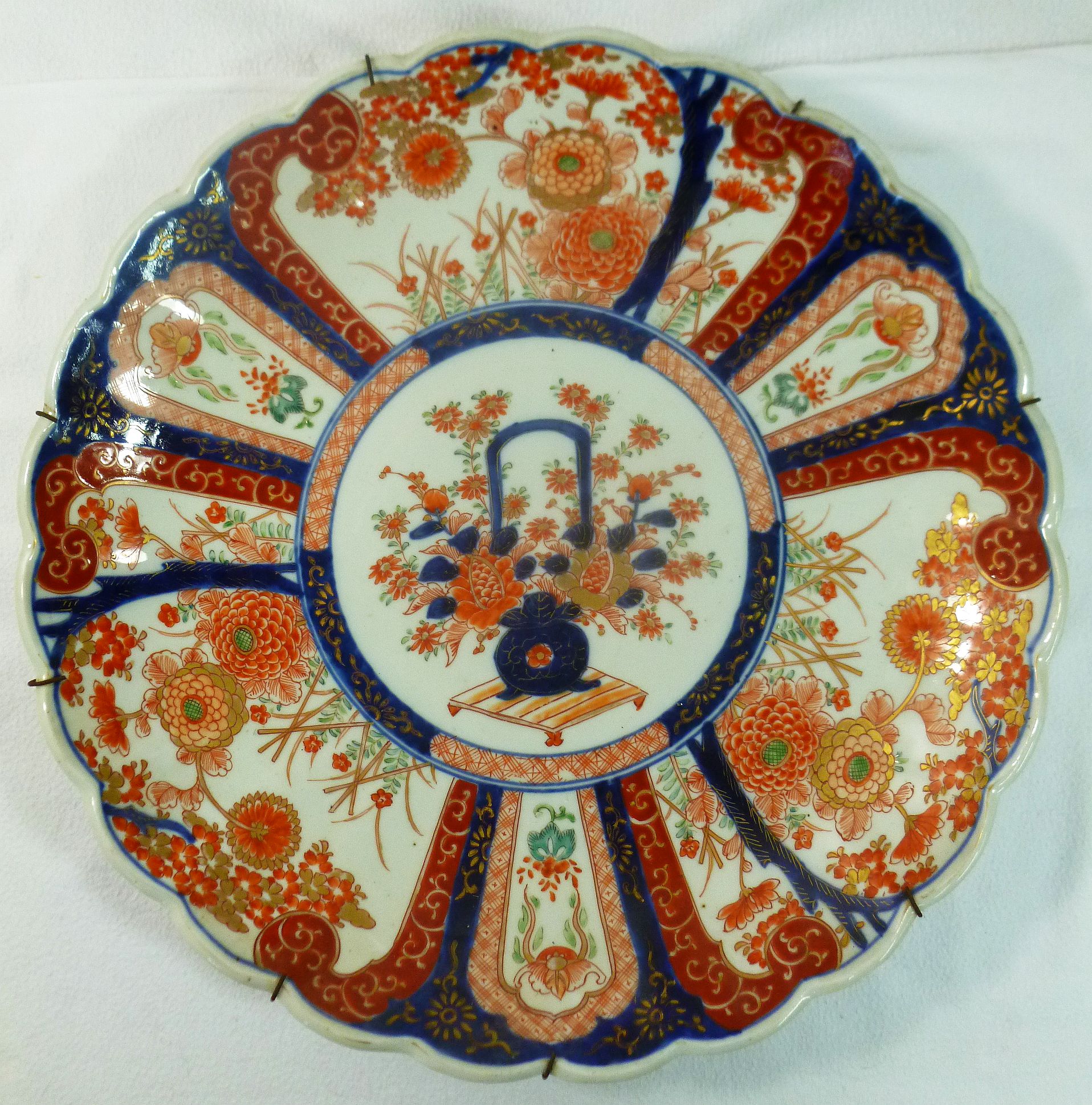 A late 19th Century Japanese large Imari