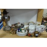 Various royalty mugs etc. old brass oil lamp sundry plates, stone bottles and metalware