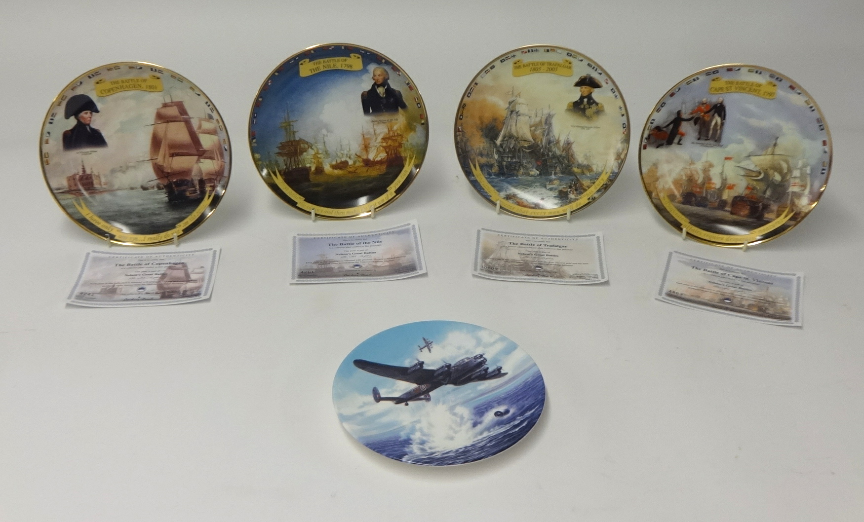 Approx. 21 various collectors plates including Royal Worcester limited edition Hero's of the Sky - Image 2 of 3