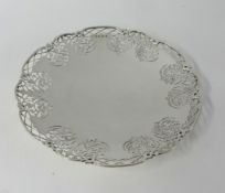 A modern silver pierced stem dish, hallmarked JB & S Ltd, weight 14.99oz.