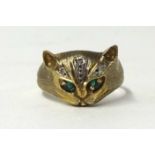 A 9ct gold ring, size P 1/2 weight 3.90g.