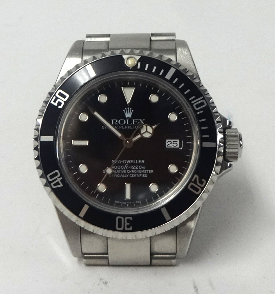 ROLEX OYSTER SEA DWELLER a good gents Superlative Chronometer, stainless steel, with box and