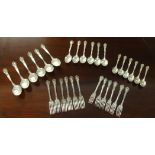 A Gorham Chantilly Sterling Silver Flatware Service, 30 pieces, each stamped 'Pat 1895', with letter