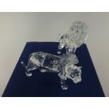 Swarovski Crystal glass Lion, Tiger, both with certificate and stands (2).