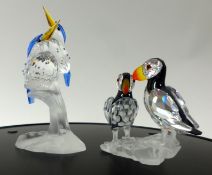 Swarovski Crystal glass Two bird groups, Kingfishers and Puffins on mirror bases (2).