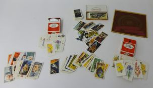 Mixed collection of cigarette cards and Black Cat trade cards