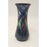 Modern Moorcroft vase, 21cm (damaged)