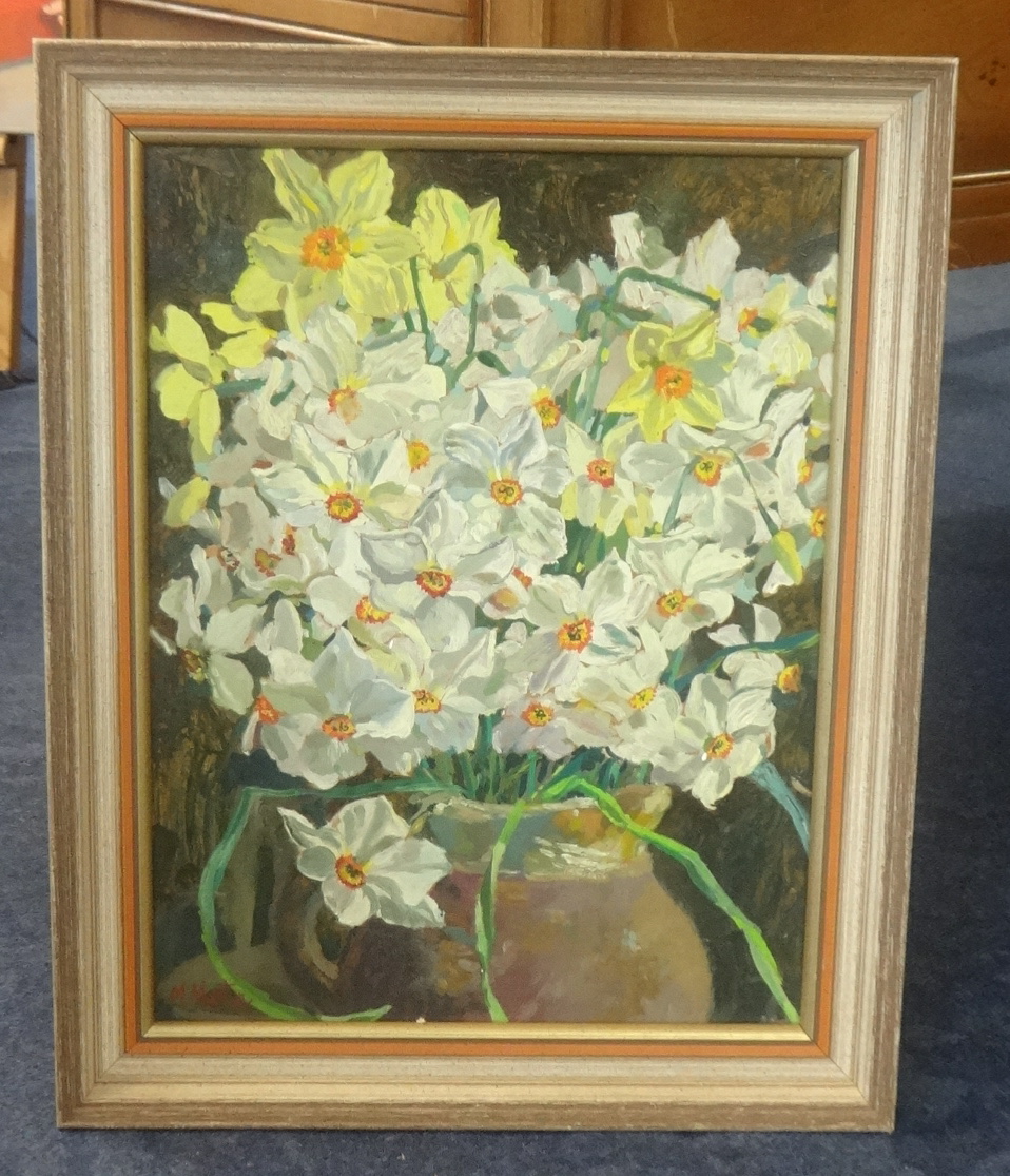 Mary Martin (Cornish b1951) signed oil on board 'Flowers' 40cm x 30cm.