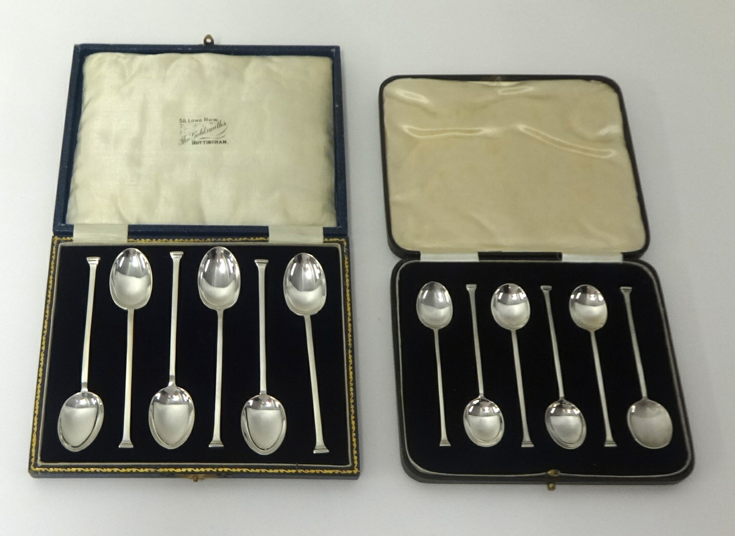 Set six George V silver tea spoons and another similar set