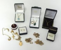 A collection of various mainly 9ct gold jewellery, to include an 18ct gold wedding band an a cross