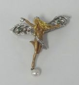 18ct brooch in art noveau style with diamonds, emeralds and pearl
