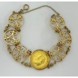 A Geo V, 1911 gold sovereign bracelet, approx 25.30gms.