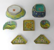 Seven pieces of various Chinese porcelain circa 1900