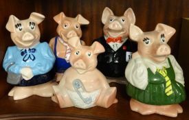 Wade full set of Nat West pigs, a/f.