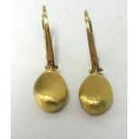 Pasqual, a pair of 18ct yellow gold 'coffee bean' earrings, stamped .750 PJ, approx 4.70gms.