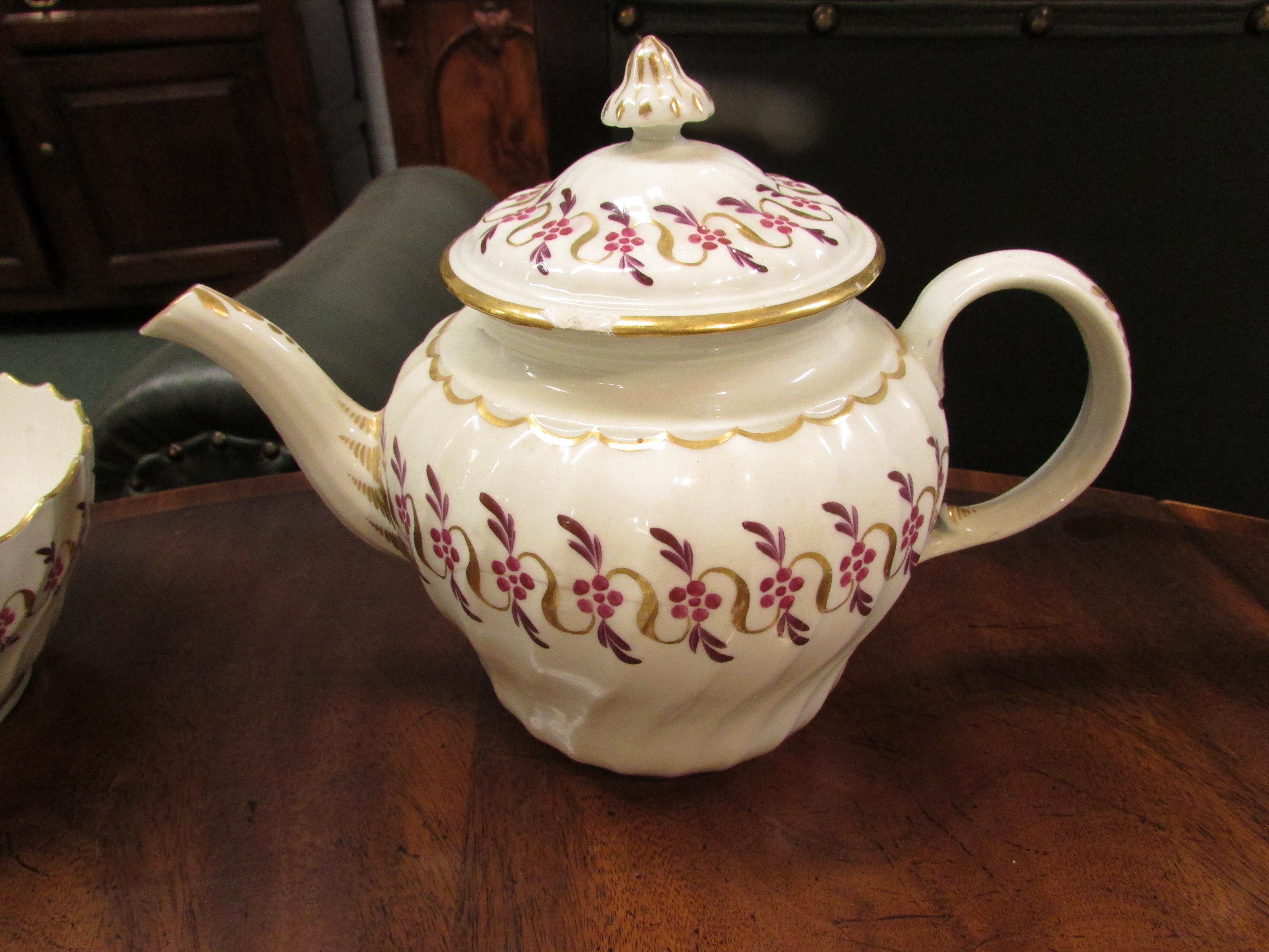 Worcester style porcelain part tea set, the pieces with painted mark Flight suggesting c1788-92, - Image 2 of 3