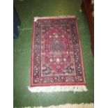 SMALL PATTERNED FLOOR RUG 90CM X 60CM