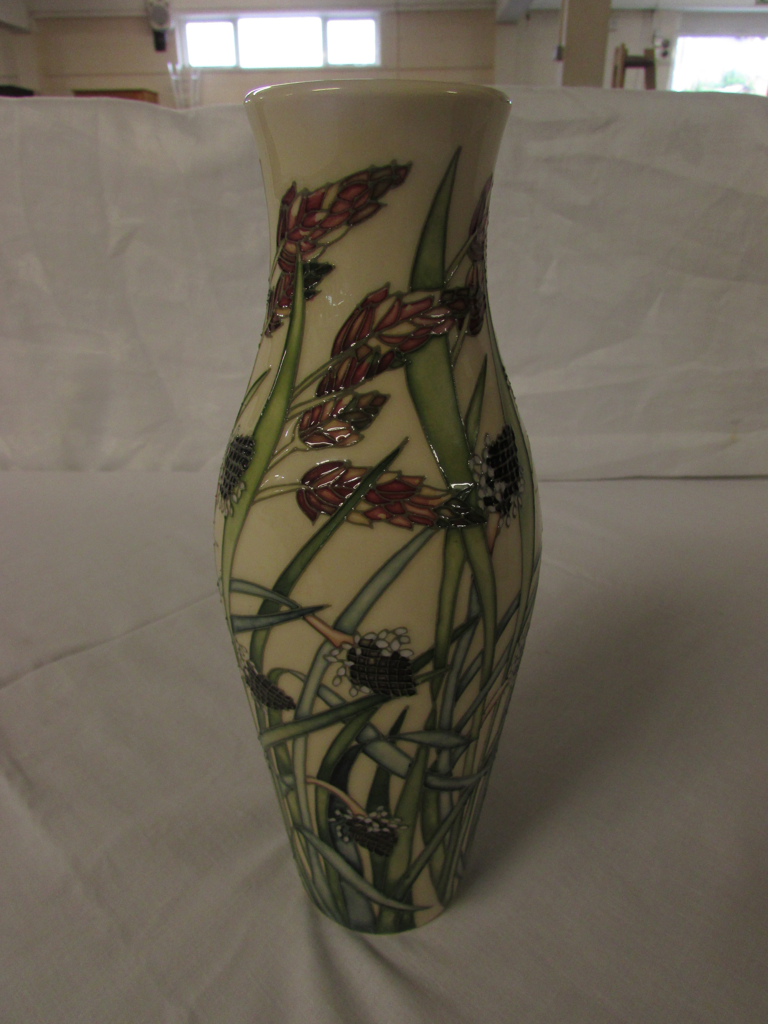 Moorcroft vase 120/9 'Savannah' pattern designed by Emma Bossons 2001, height 25cm, with box - Image 4 of 7