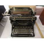 Underwood Typewriter 3828552-5, marked copyright 1895-1923