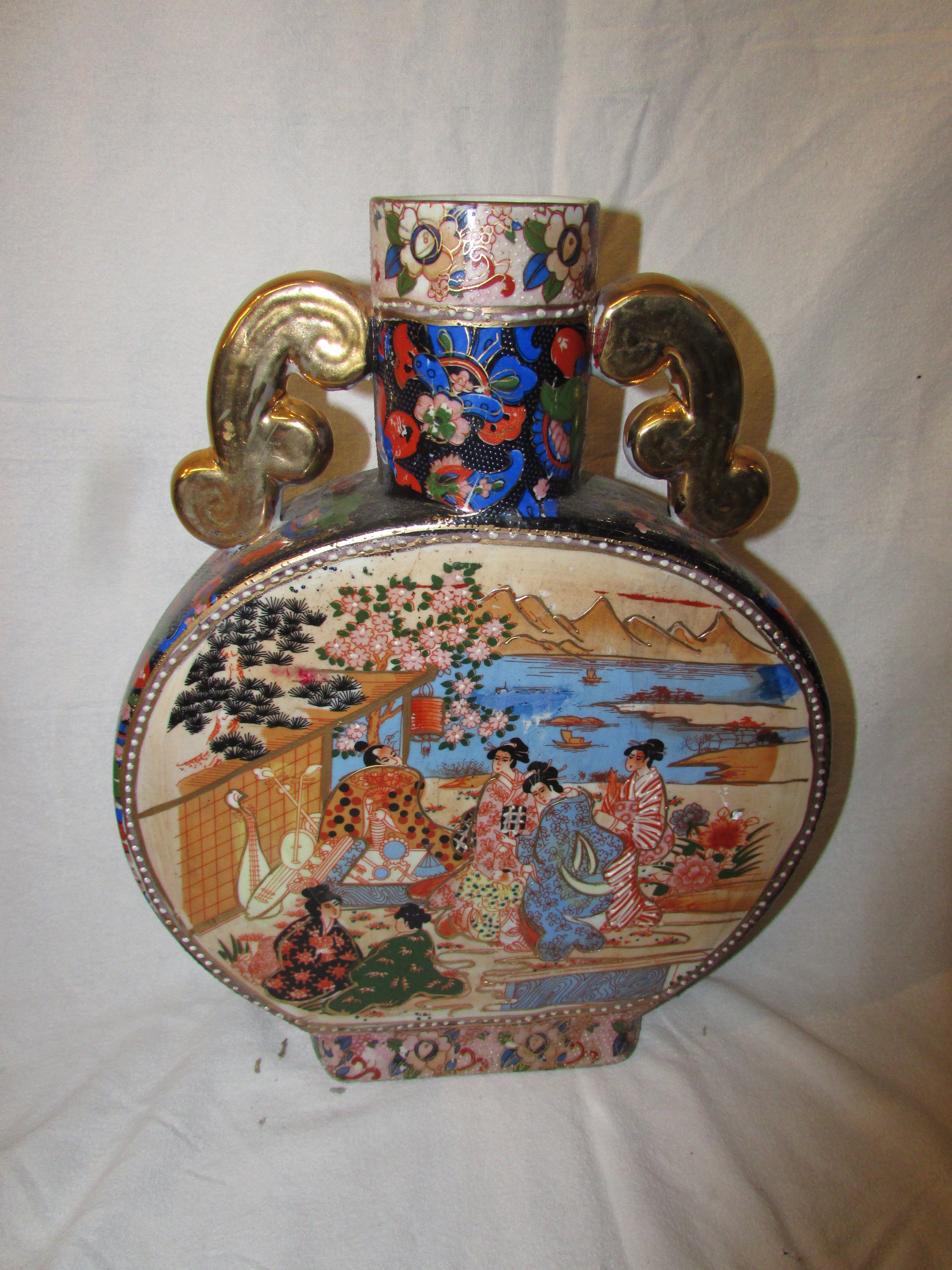 20th century Chinese porcelain moon flask, transfer decorated with figures in garden scenes, - Image 2 of 6