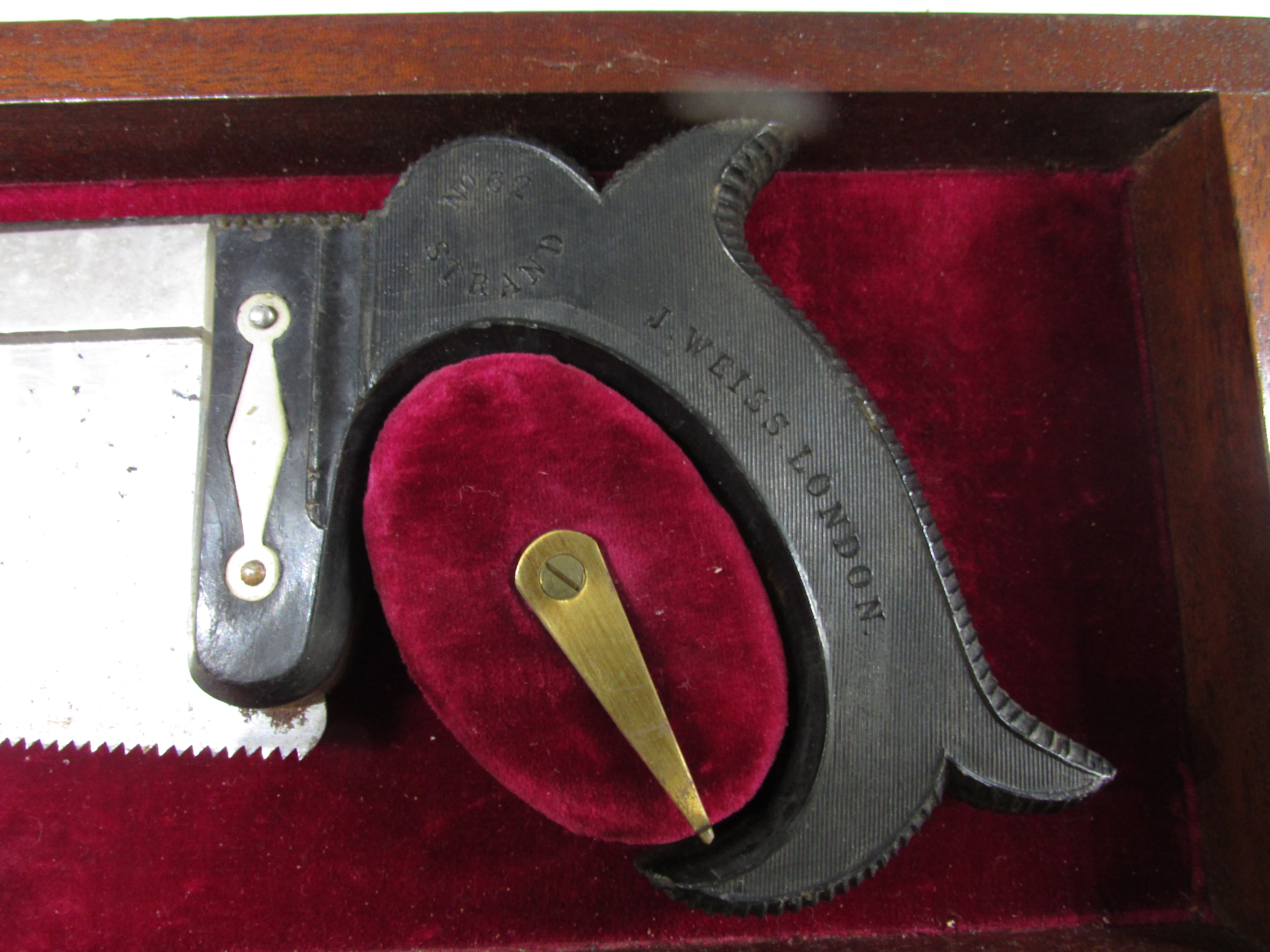 19th century surgical amputation instruments in a mahogany case, two saws and three knives with - Image 3 of 5