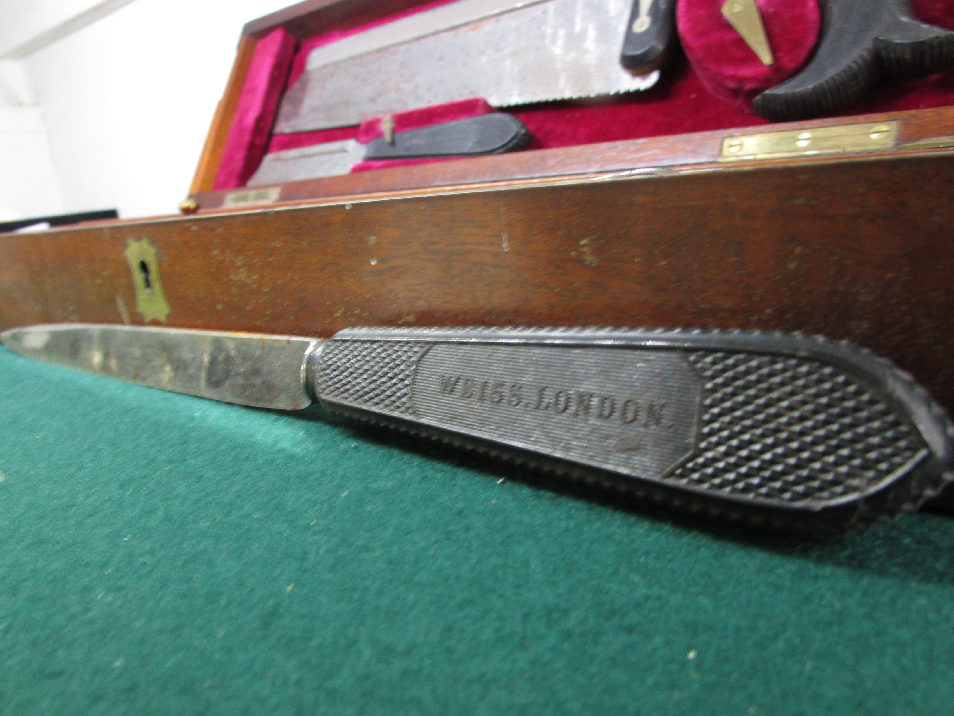 19th century surgical amputation instruments in a mahogany case, two saws and three knives with - Image 5 of 5