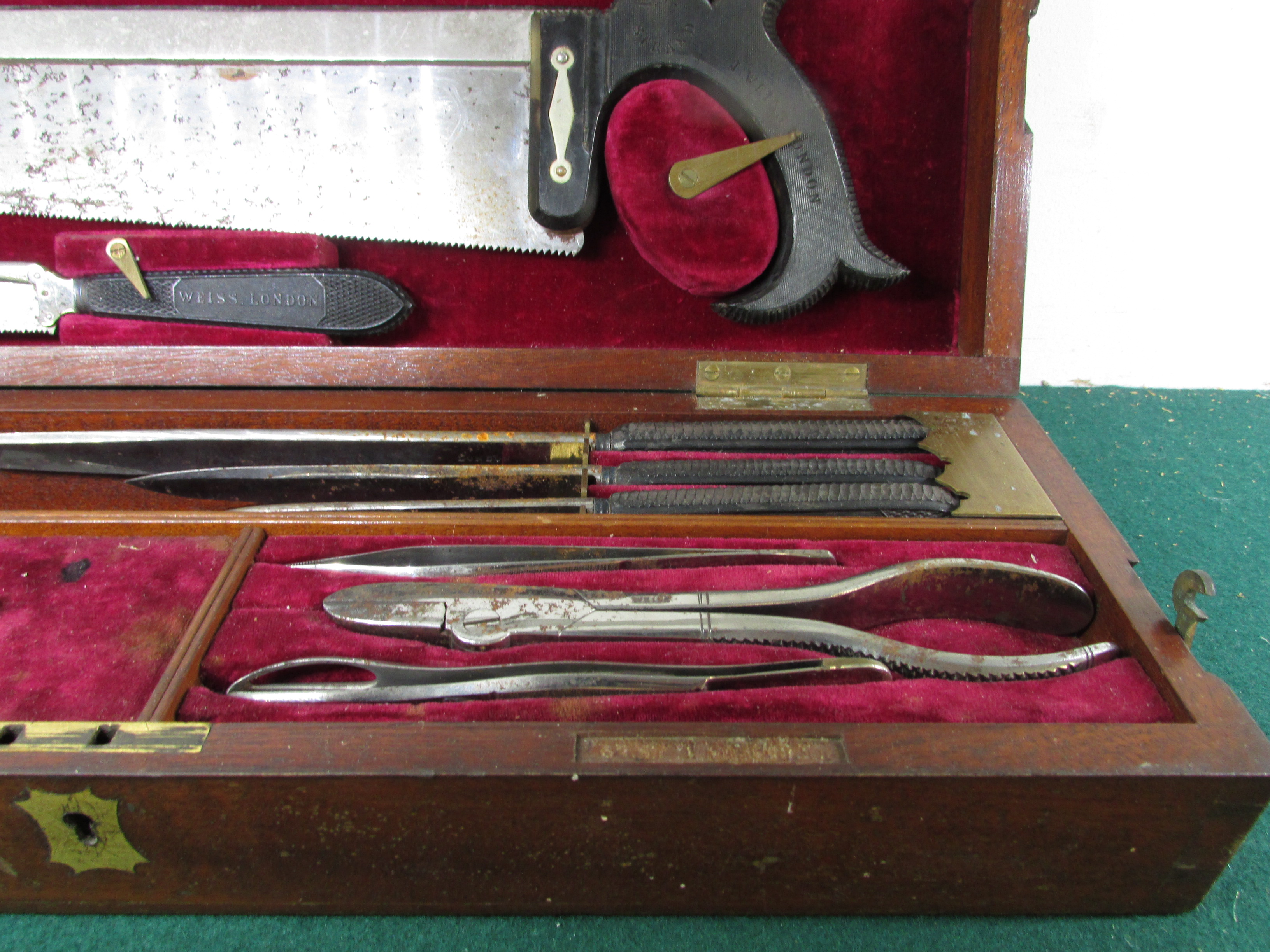 19th century surgical amputation instruments in a mahogany case, two saws and three knives with - Image 2 of 5