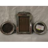 A pair of small circular silver photograph frames (diameter 6.5cm), Birmingham, 1918, W J Myatt &