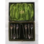 CASED ELECTROPLATED TEASPOON AND SUGAR TONG SET AND TRAY OF ASSORTED SPOONS AND CUTLERY