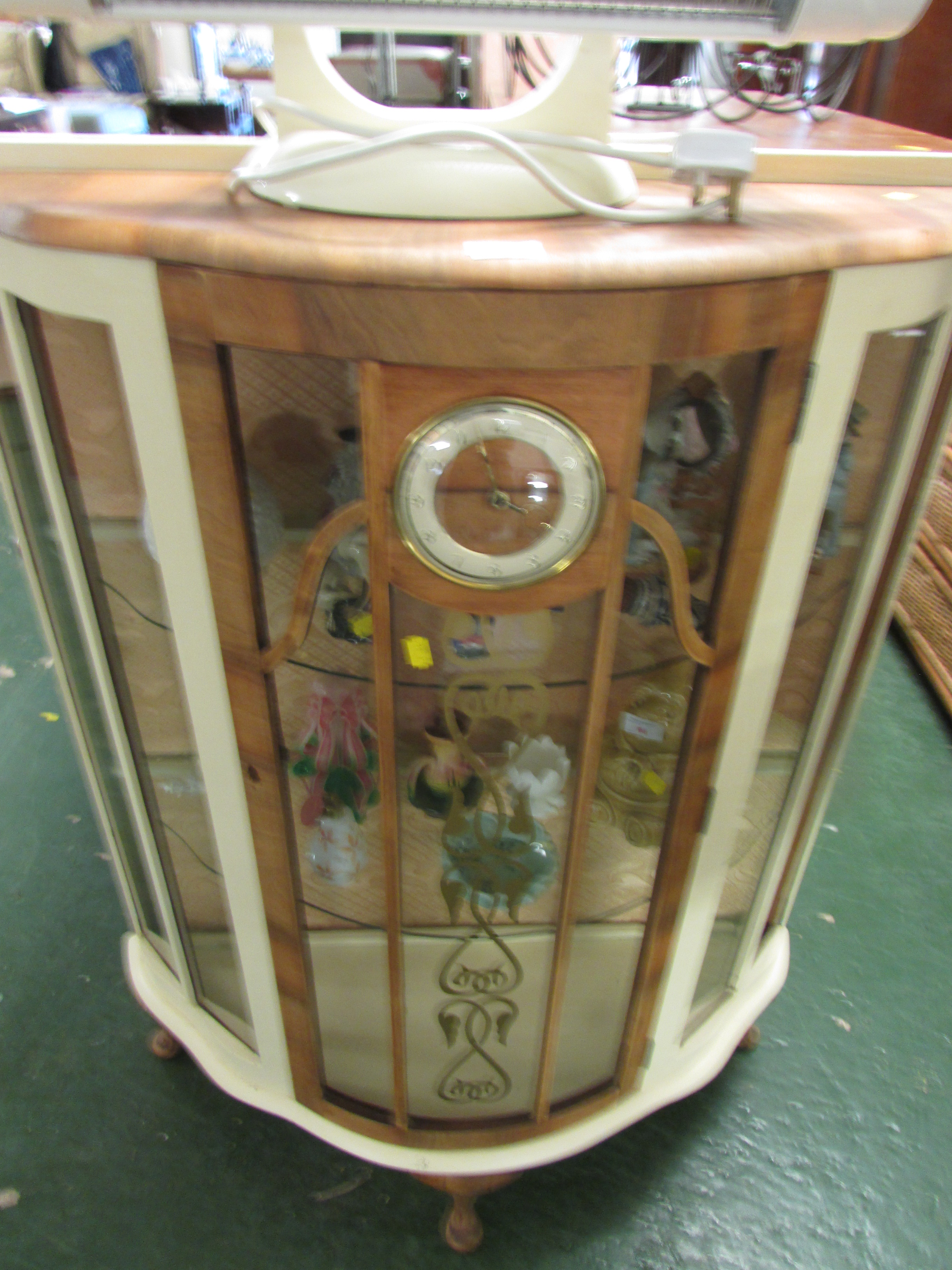 PART CREAM PAINTED DISPLAY CASE WITH CLOCK TO FRONT AND TWO INTERNAL GLASS SHELVES (A/F)