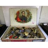 CIGAR BOX WITH CONTENTS OF ENAMEL BADGES, COINS, MEDALS AND BUTTONS