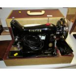 VINTAGE SINGER 99K ELECTRIC SEWING MACHINE IN CARRY CASE (NEEDS PLUG)