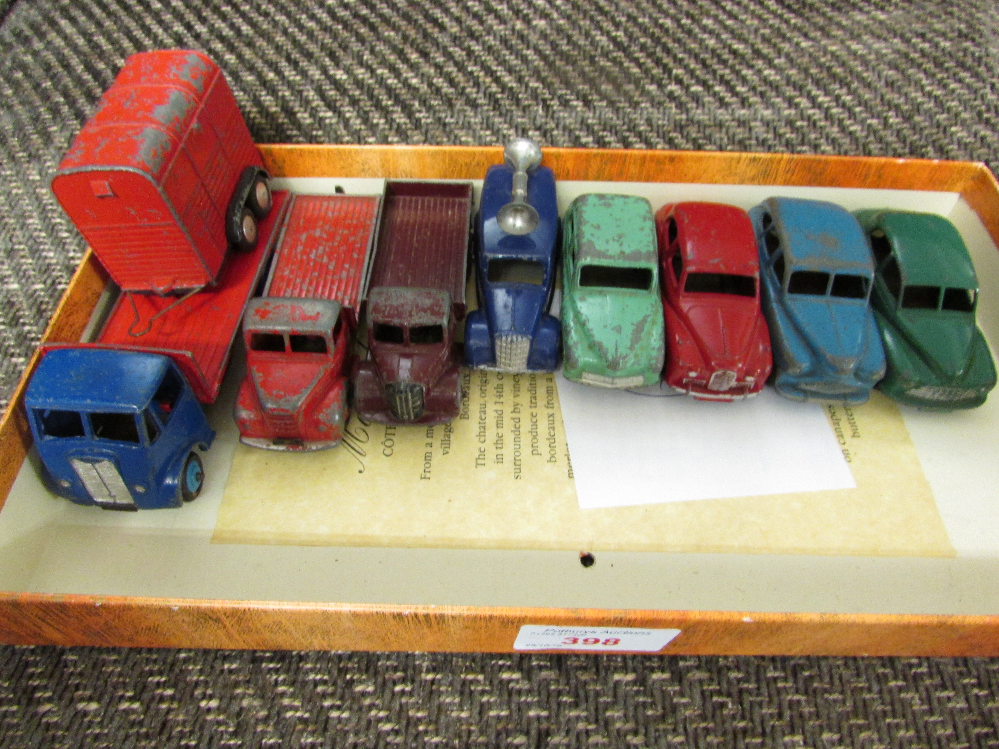 DINKY MODEL CARS AND COMMERCIAL VEHICLES