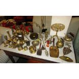 MIXED BRASSWARE INCLUDING 1917 TRENCH ART SHELL CASE BELL, TEA CADDY, CANDLESTICKS, BELL WEIGHTS AND