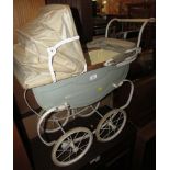 VINTAGE TRIANG DOLL'S PRAM