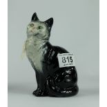 Beswick Seated cat 1030 in black and gre