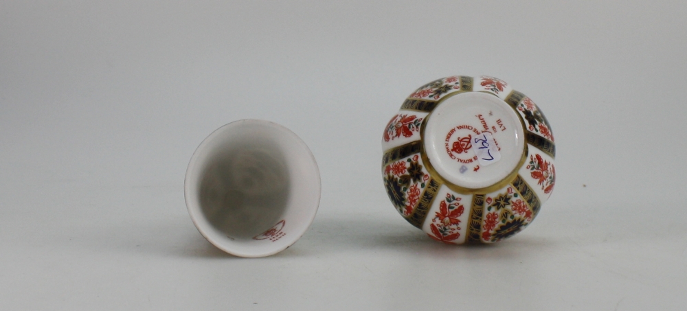 Royal Crown Derby candle snuffer and small vase in the Old Imari design 1128, - Image 2 of 2