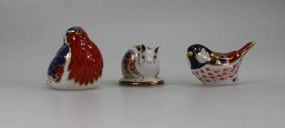 Royal Crown Derby paperweight Robin, Piglet and Coal Tit,