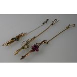 9ct Bar brooch with rubies and two other 9ct bar brooches (6 grams) (3)