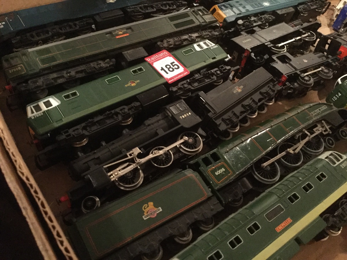 The train set - eighteen Hornby unboxed engines including Silver King, Crepello, Melo, locos with - Image 2 of 3