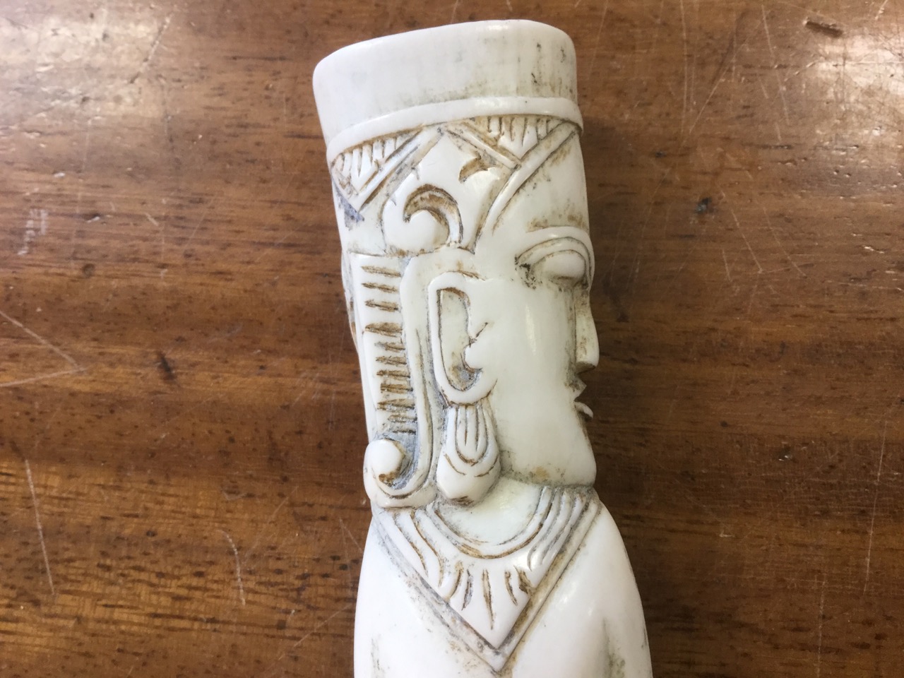 A carved horn figure, the piece dividing at waist to form a pot, the female with stylised eastern - Image 3 of 3